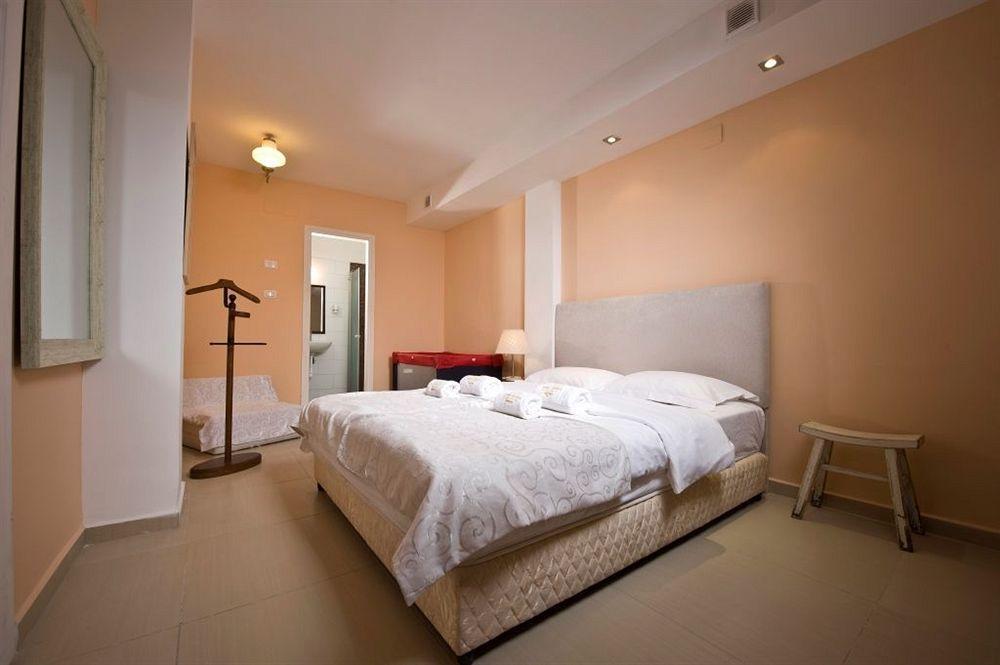 The Elliot - Adults Only Hotell Tel Aviv Exteriör bild